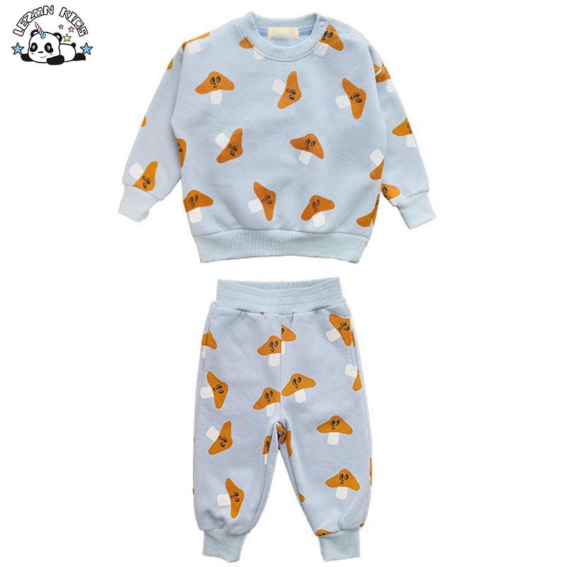 Customizable New Arrival Sporting Style Cotton Toddler Girls Boys Clothing Set for 2-14T Kids