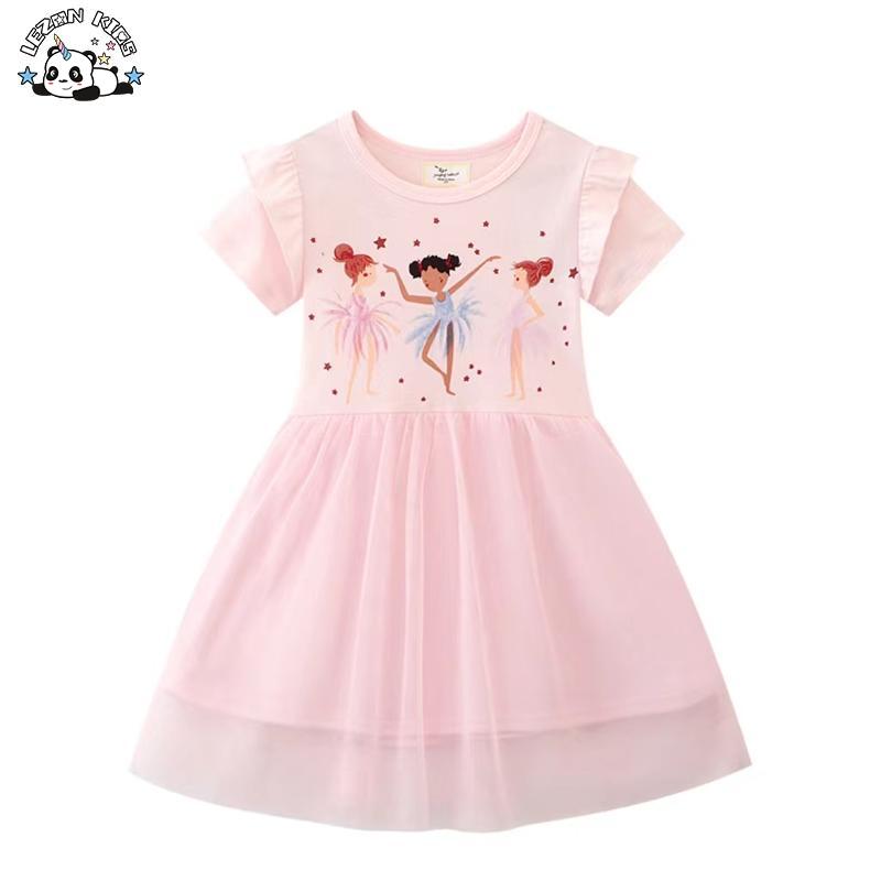 **Trendy Kids' Fashion: 10 Must-Have Customizable Outfits for Your Little Ones**